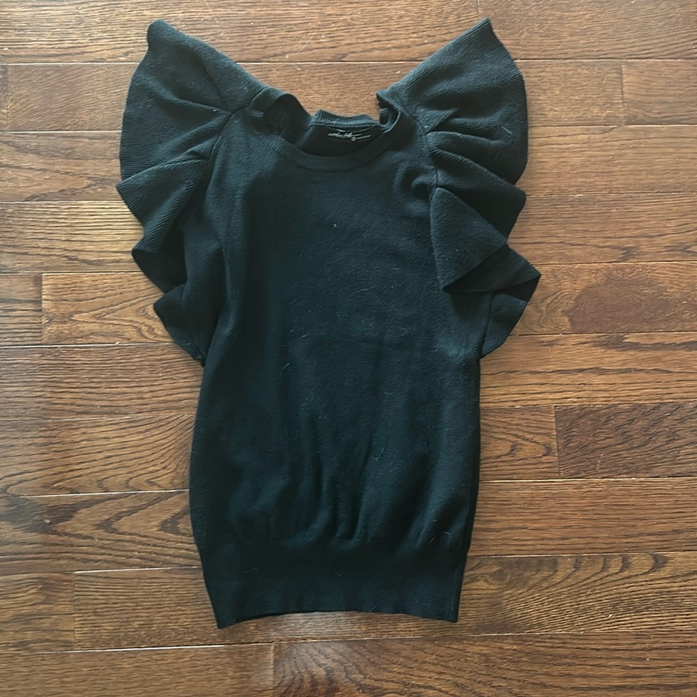 Beautiful short sleeved sweater material blouse size small from VICI